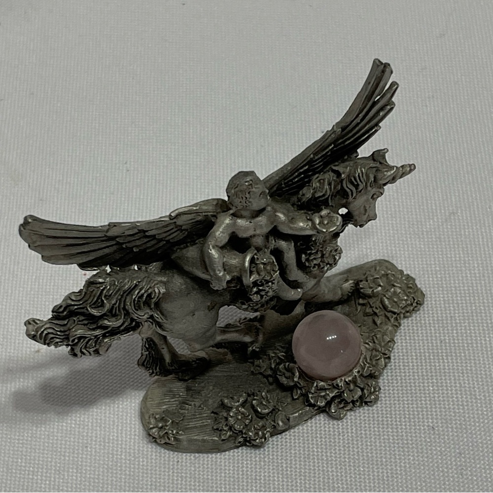Vintage Comstock Pewter figure 2.25" Cherub on aUnicorn excellent condition - Picture 6 of 13